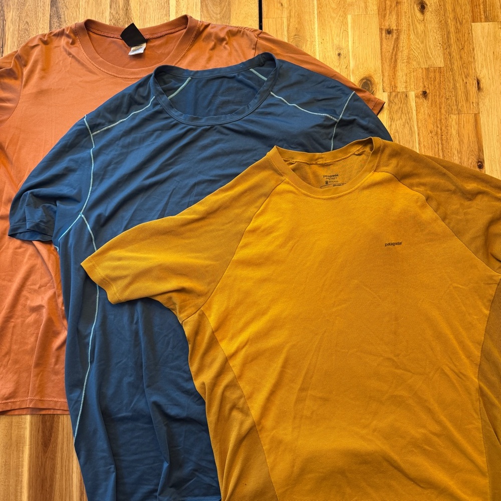 LOT/3 Patagonia Capilene Athletic Shirts - Men’s Large